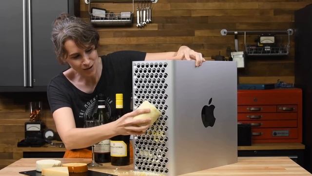 70 % программистов пользуются ИИ-ассистентами. Скоро код будут писать алгоритмы? смотреть онлайн