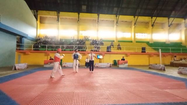 Boalemo (Teuku Muhammad Gosyah) vs Gorut (Mohamad Kaisar K) Taekwondo U 68 Kg смотреть онлайн