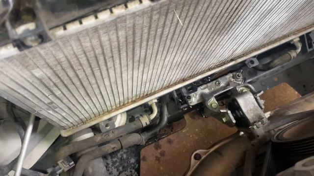 2011 Subaru Outback how to remove the radiator смотреть онлайн