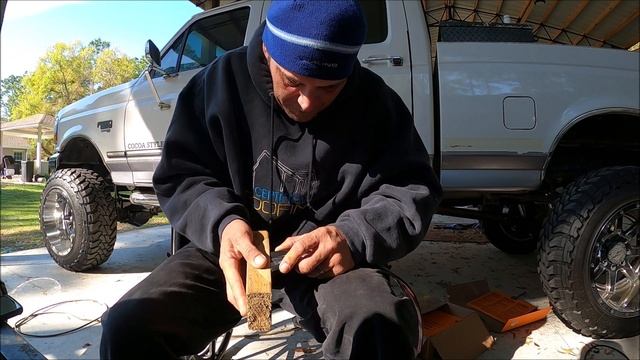 Ford side body molding Cutting and installing OBS смотреть онлайн