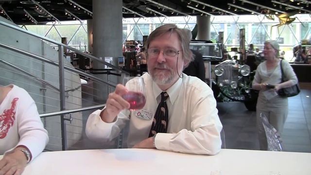 The Dali Museum Toasts Centre Pompidou смотреть онлайн
