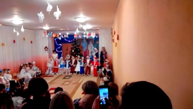 Новогодний утренник в садике Ева смотреть онлайн