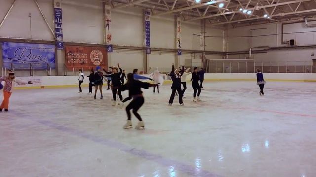 2018 30 12 провожаем старый год танцем)