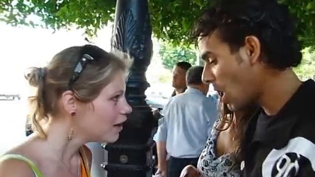 Se marier loin des siens смотреть онлайн