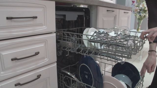 Посудомоечная машина на кухне смотреть онлайн