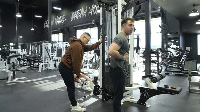 How to: Cable Glute Kickback смотреть онлайн