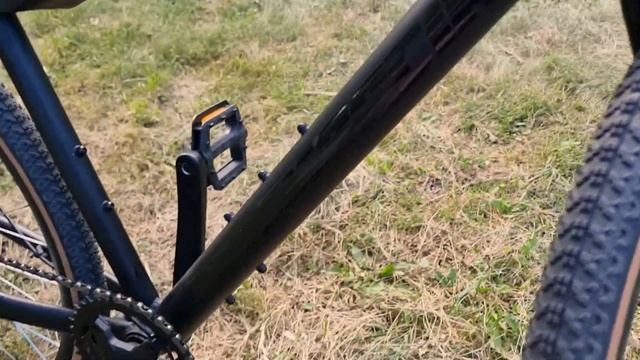 Atom Tundra X10: Карбоновая Вилка и Microshift Advent X. Первый гревел обзор. смотреть онлайн
