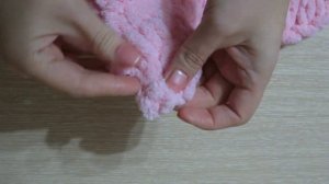 Как закончить вязание из пряжи Alize Puffy. Закрываем петли..mp4