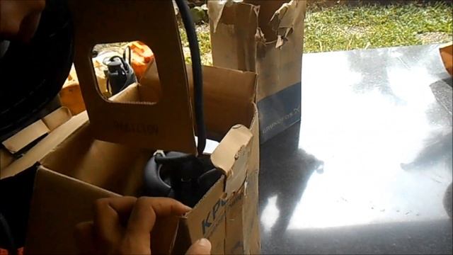 Unboxing Pompa Celup Saat Banjir