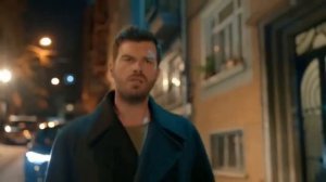 Рядом, но не вместе / Аслан и Девин