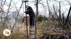 Забор. Своими руками. В одиночку. Забор из сетки рабицы, профнастила. Забиваем столбы DIY