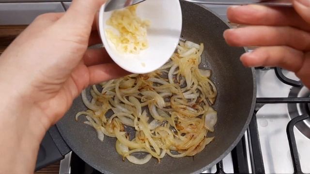 БЕРУ СТАКАН РИСА И ГОТОВЛЮ ВКУСНЫЙ УЖИН НА ВСЮ СЕМЬЮ!!!РИС С КАЛЬМАРАМИ ОЧЕНЬ ВКУСНЫЙ РЕЦЕПТ!!! смотреть онлайн
