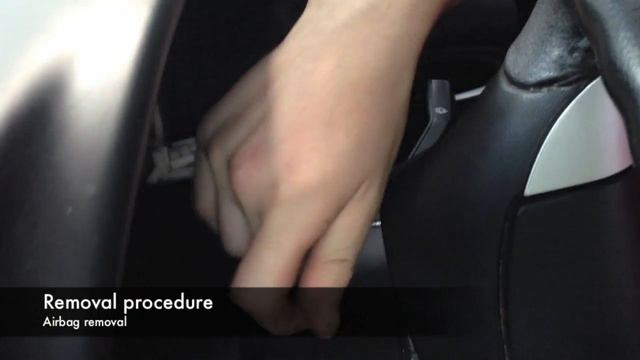 Saab airbag removal смотреть онлайн