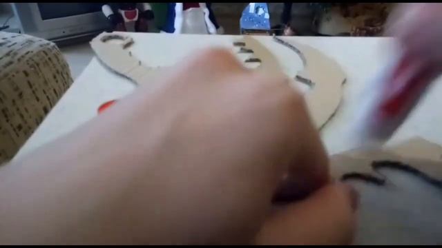 Как сделать "Karambit GOLD" из картона/Поделка по Стандофф2/Нож смотреть онлайн