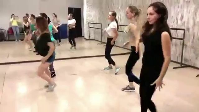 REGGAETON ►школа танцев МАРТЭ смотреть онлайн
