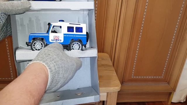Набор детких игрушек Полицейская техника Распаковка смотреть онлайн