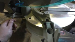 Торцовка для установки дверей makita ls 1221. Обзор.