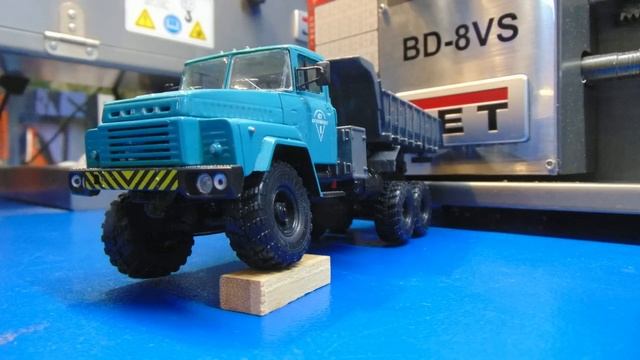 Р/У модель КрАЗ 260 САМОСВАЛ - ПОЛНЫЙ ПРИВОД 6x6. Строительство модели своими руками / Daimler-MAR смотреть онлайн