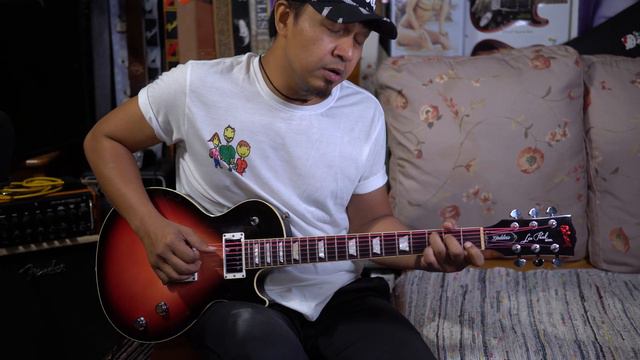 2006 Gibson Les Paul Goddess. смотреть онлайн