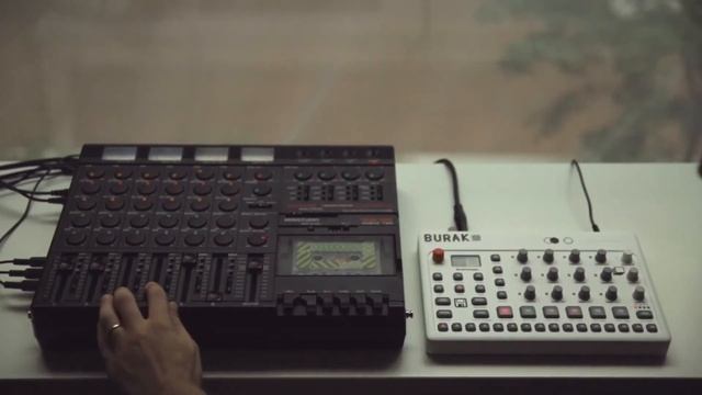 Elektron Model:Samples & Tascam Porta Two Ministudio 4-Track Cassette Recorder смотреть онлайн