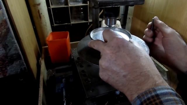 Самодельная магнитная миска для винтов и гаек при разборке своими руками смотреть онлайн