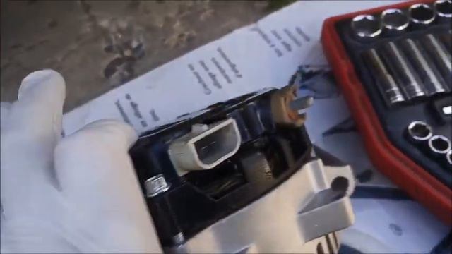 2005 Ford Freestyle 3.0 Duratec alternator replacement смотреть онлайн