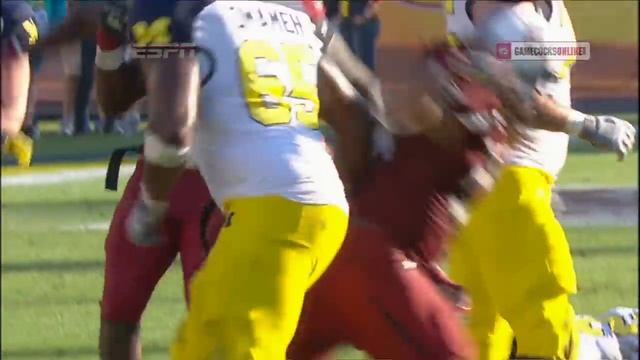 Jadeveon Clowney Hit vs. Michigan - Outback Bowl