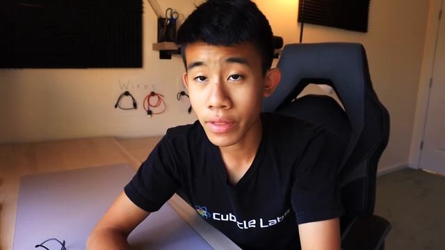 ⌚️MY FIRST SMARTWATCH! | Garmin Vivoactive 4s Review (Late-2020)