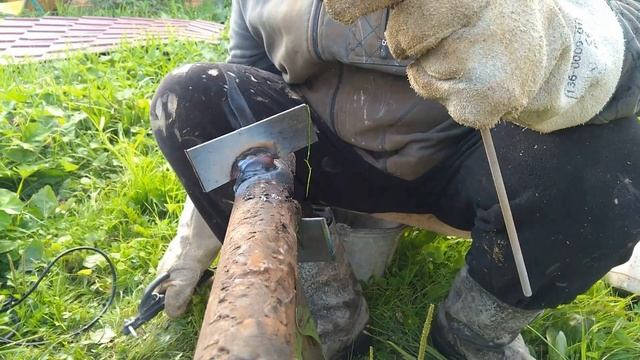 Забор своими руками: установка и монтаж