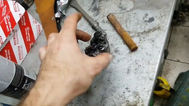 Тойота Hilux. Завершение работ по перепрессовке сайлентблоков передних рычагов. Мысли в слух ? смотреть онлайн