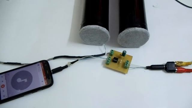 DIY | Homemade simple & easy Amplifier using LM386 with up to gain of 200 смотреть онлайн