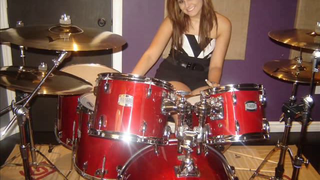 Danica Bucci--- Smile vocal and harmonies (cover Lily Allen) смотреть онлайн