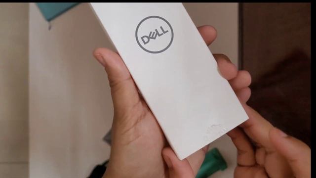 Dell Inspiron 14 Unboxing смотреть онлайн