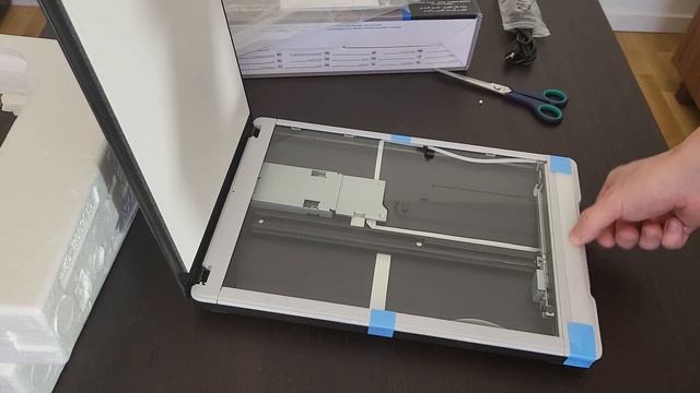 Unboxing Epson Perfection V19 Scanner смотреть онлайн