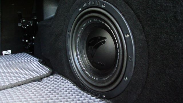 Сабвуфер DL-Audio ANACONDA 10. SQ-сабвуфер смотреть онлайн