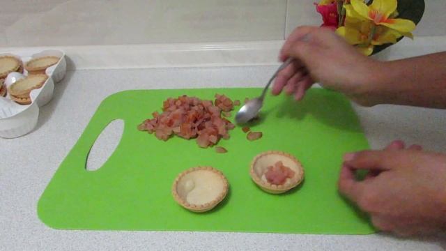 ЗАКУСКА ТАРТАЛЕТКИ С КАРПАЧЧО │ Рецепты на новый год смотреть онлайн