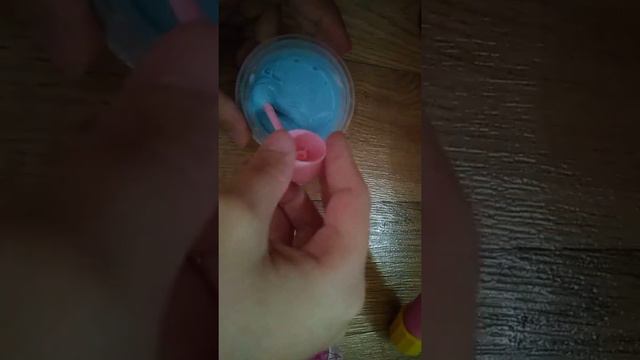 Как сделать слайм из зубной пасты без клея!? смотреть онлайн