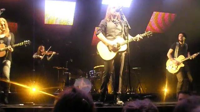 Lars Winnerbäck - Lång dag LIVE смотреть онлайн