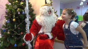 Дети читают новогодние стихи деду Морозу Детский сад Children read Christmas poems to Santa Claus
