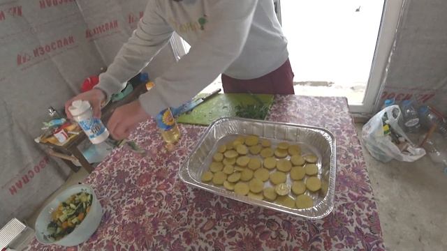 Пора нам уже Сибаса приготовить и Дорадо смотреть онлайн