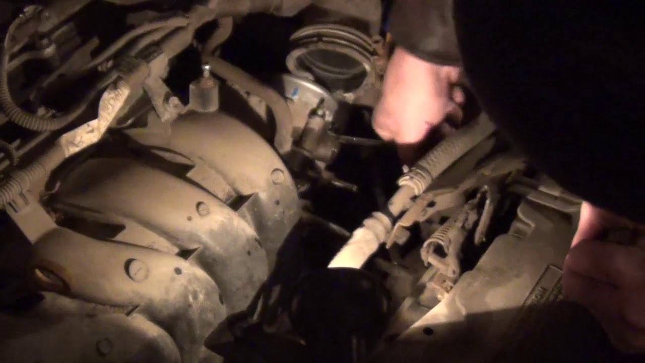 Tip-Throttle Cleaning Toyota Corolla body E150 смотреть онлайн