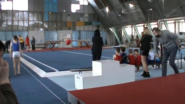 Я ДЕЛАЮ ВОЛЬНЫЕ УПРАЖНЕНИЯ!