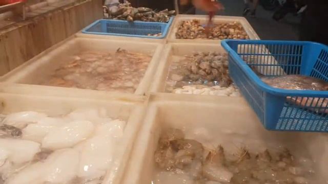 Ресторан морепродуктов на Пхукете(морские гады) смотреть онлайн