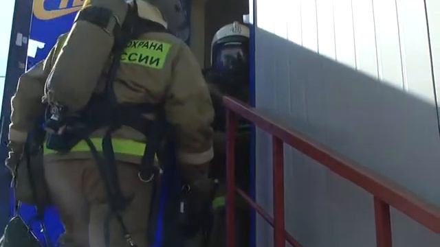 ПОЖАРНЫЕ УЧЕНИЯ В ТОРГОВОМ ЦЕНТРЕ смотреть онлайн