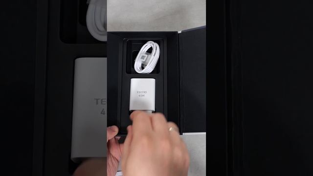 Распаковка Tecno Pova 5 ? #unpacking #Tecno #Pova5 смотреть онлайн