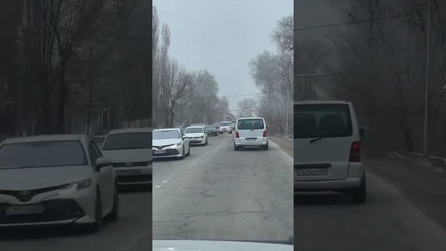 Талгарский район. Дорога из горнолыжного курорта Акбулак в Алматы. Kazakhstan. Almaty. January смотреть онлайн