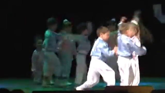 Театр танца Новый стиль младшая группа 26 04 13 смотреть онлайн