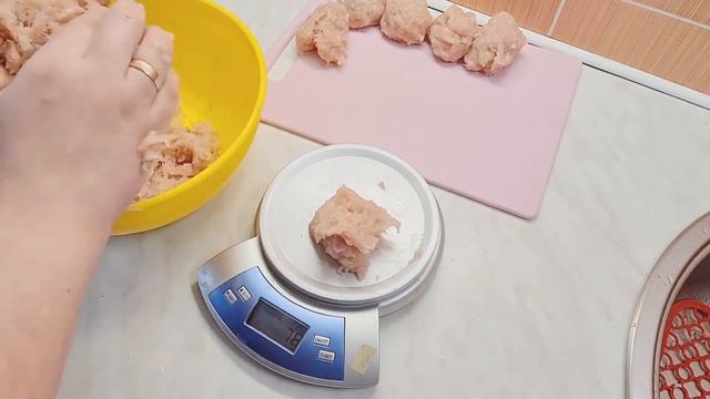 Котлеты по-киевски. Из фарша. Kijevo koteletai. СДЕЛАЙ ЛУЧШЕ! смотреть онлайн