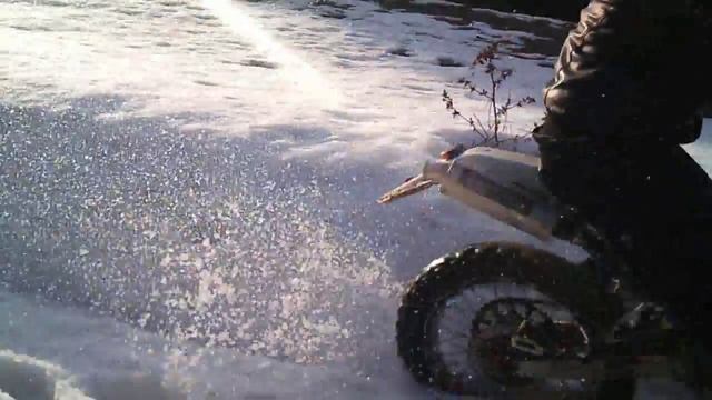 suzuki Dr250 deep snow Test Ride смотреть онлайн