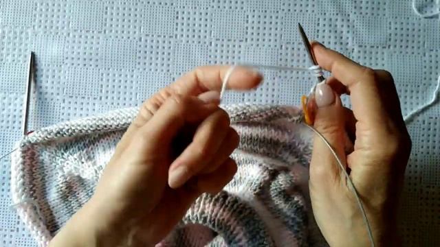 Реглан сверху спицами__азиатский росток и подрезы__продвижения вязания. смотреть онлайн